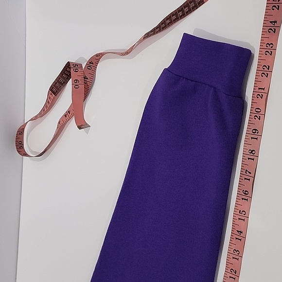 Eric Emanuel Pullover Hoodie - Picture 8 of 11